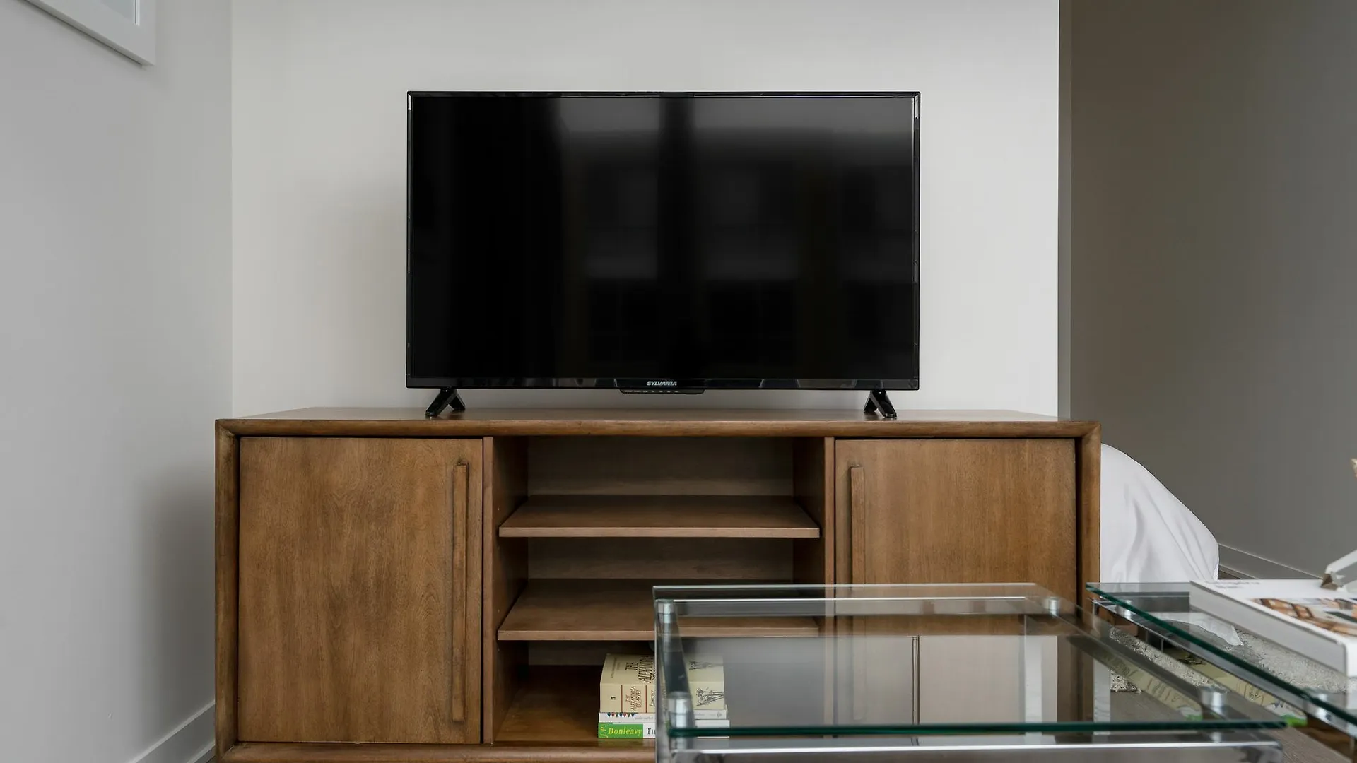 Επικοινωνία με το Chic 1Br In Quartier Des Spectacles By Sonder